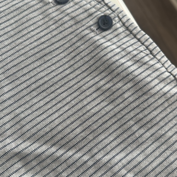 Banana Republic Shorts NWT - Picture 3 of 9